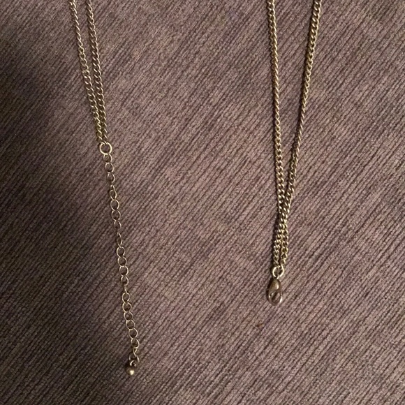 Beautiful three tiered necklace - Picture 7 of 8